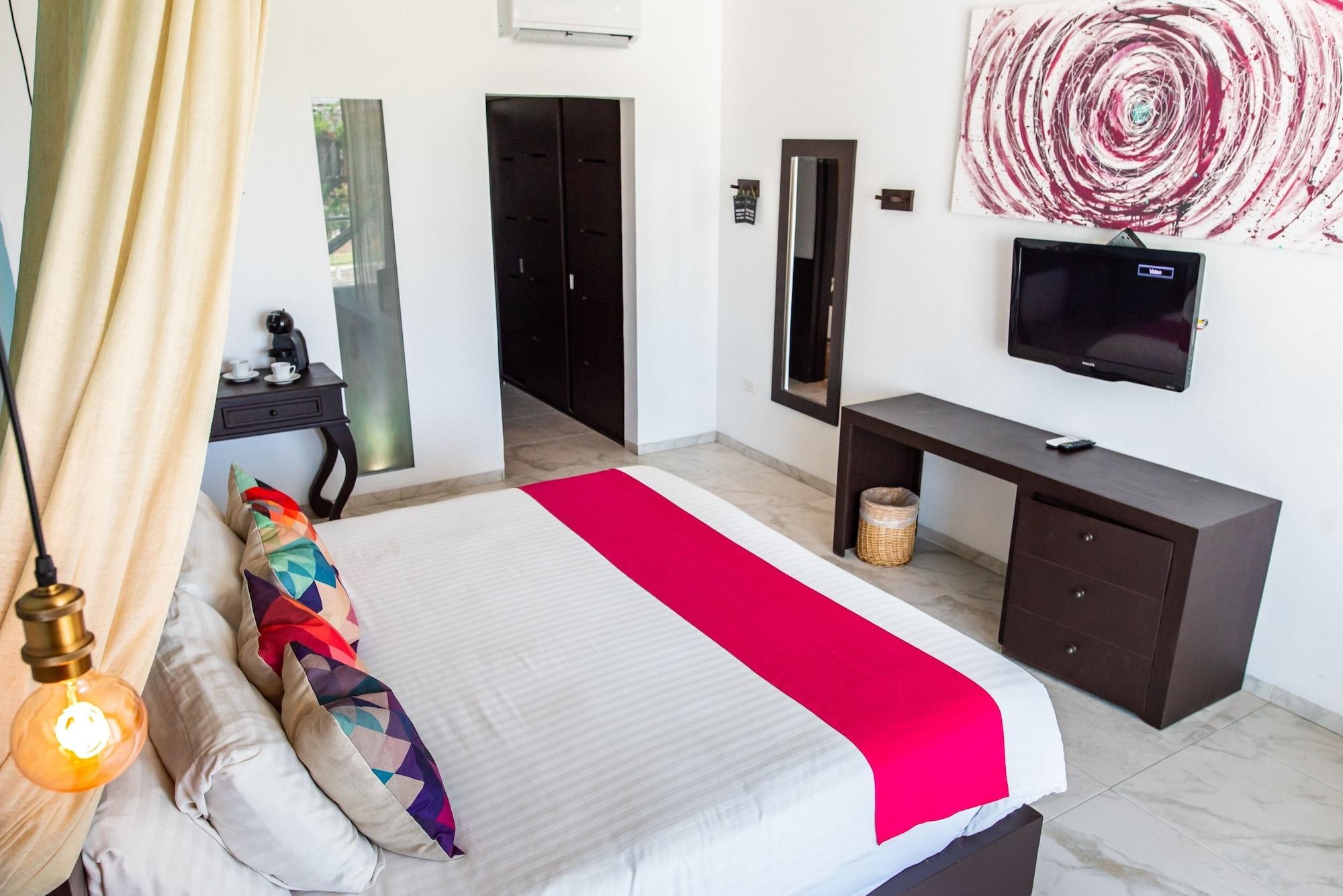 Soho Playa Hotel Плая-дель-Кармен Экстерьер фото