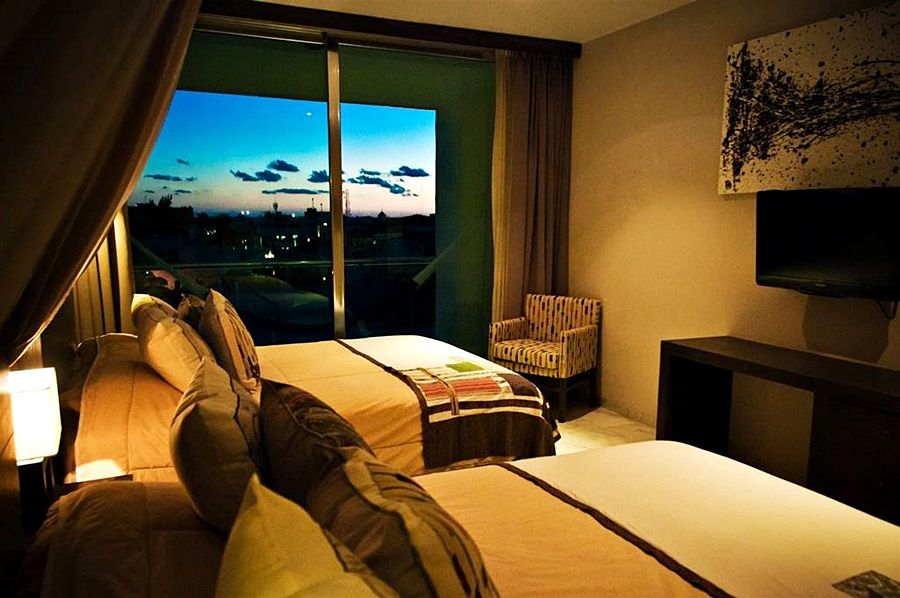 Soho Playa Hotel Плая-дель-Кармен Экстерьер фото